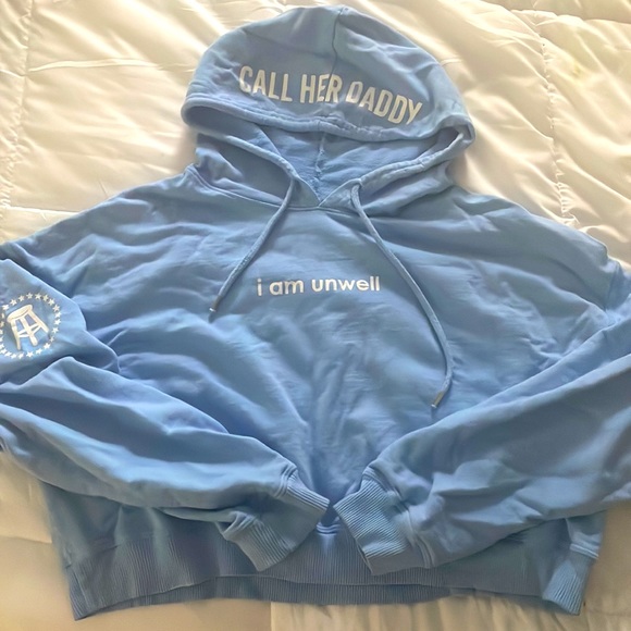 NWOT “I am unwell” Cropped Hoodie - Picture 2 of 3